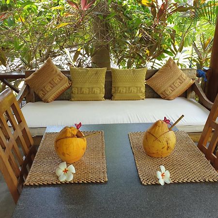Waiara Village Guesthouse Maumere Buitenkant foto